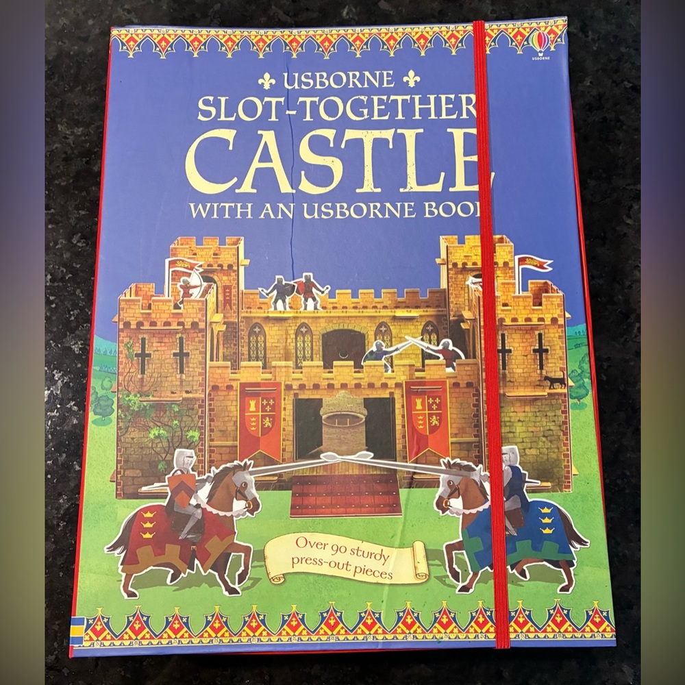 Usborne slot-together Medieval Castle and Book Set with Siege Weapons and Figure